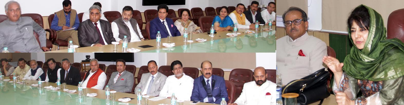 Council of Ministers hail Mufti Mohammad Sayeed’s vision; Resolve to carry forward his mission